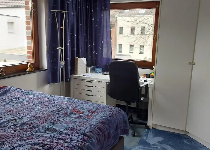 Gemuetliches Haeuschen Mit Garten Lejlighed