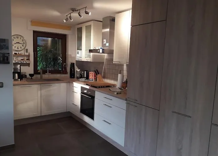 Gemuetliches Haeuschen Mit Garten Lejlighed *